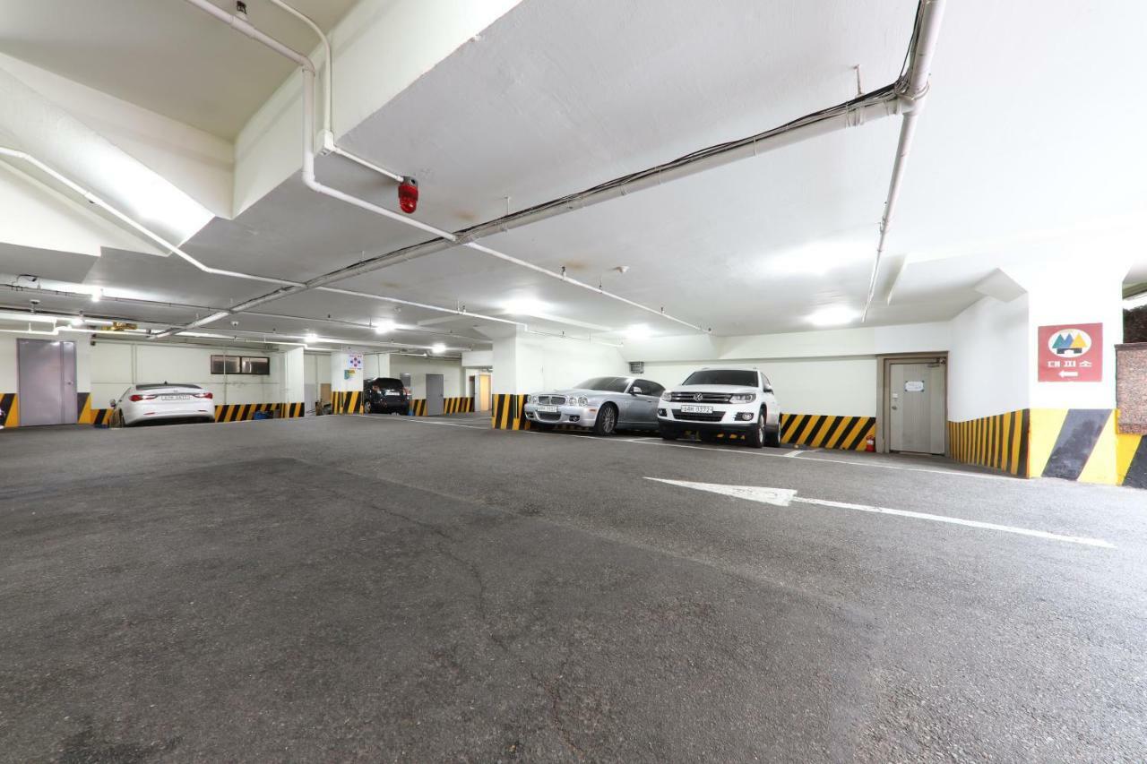 ユートピア ツーリスト ホテル 釜山広域市 エクステリア 写真